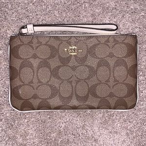 Coach wallet - very nice hardly used